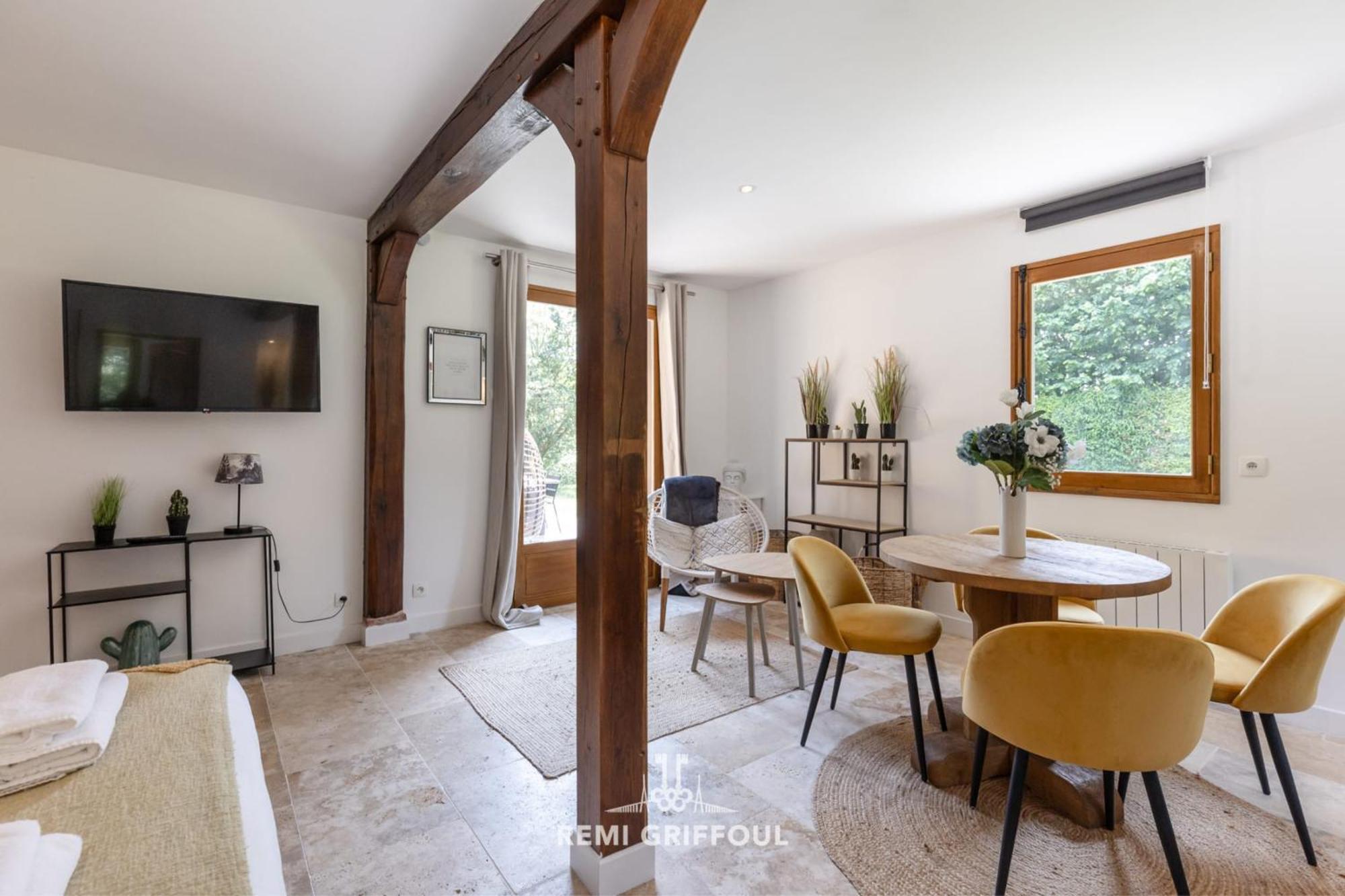 Villa Eva - Magnificent With Garden - 10 Pax Honfleur